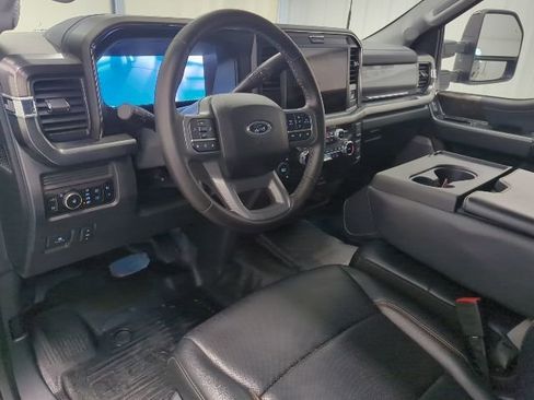 Used 2025 Ford F350 Lariat w/ FX4 Off-Road Package AWD/4WD image 22