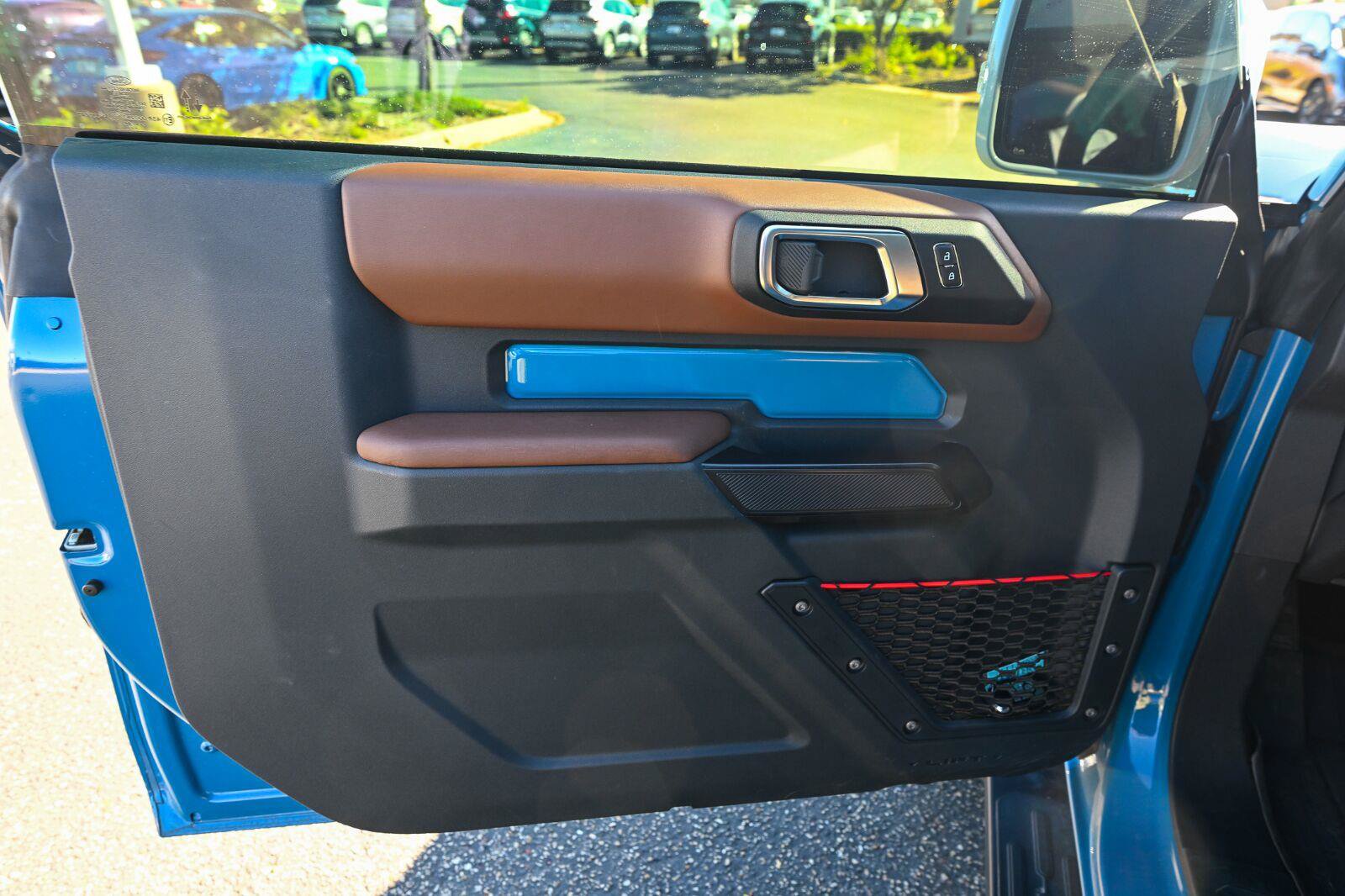 Used 2024 Ford Bronco Heritage Edition AWD/4WD image 19