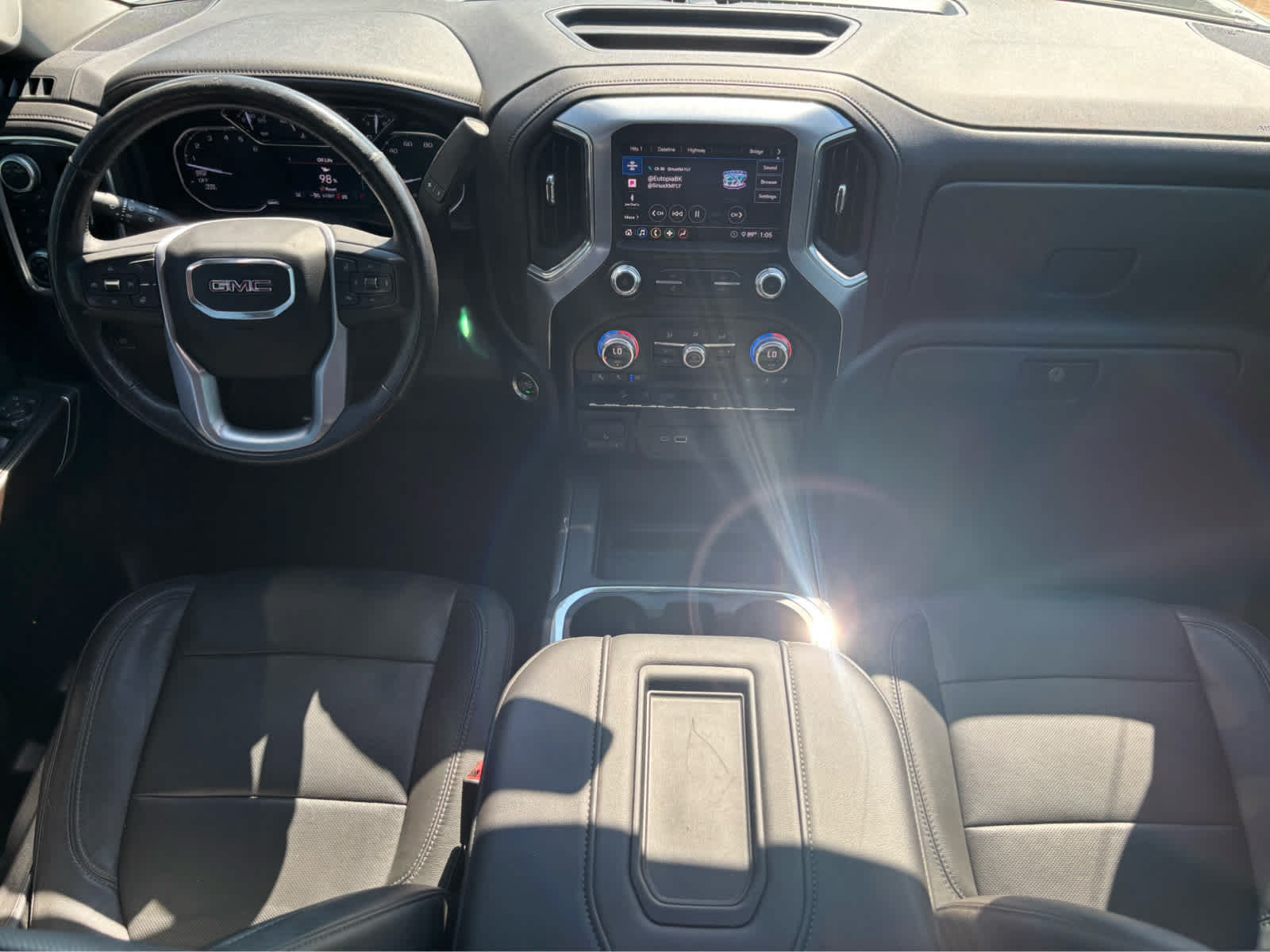 Used 2020 GMC Sierra 1500 SLT AWD/4WD image 19