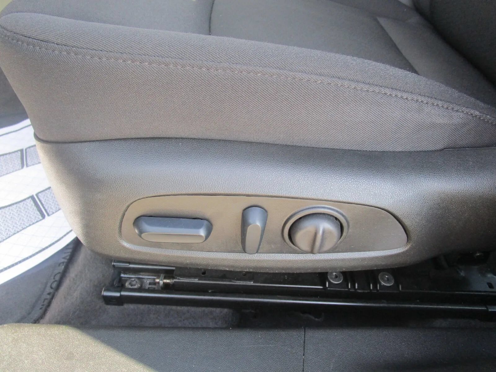 Used 2024 Chevrolet Malibu LT FWD image 13