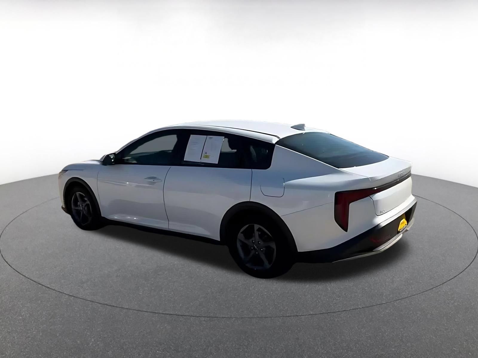 Used 2025 Kia K4 FWD image 10