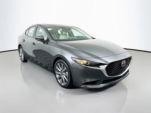Used 2025 MAZDA MAZDA3 s image 3