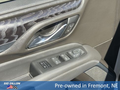 Used 2021 GMC Yukon Denali w/ Denali Ultimate Package AWD/4WD image 16