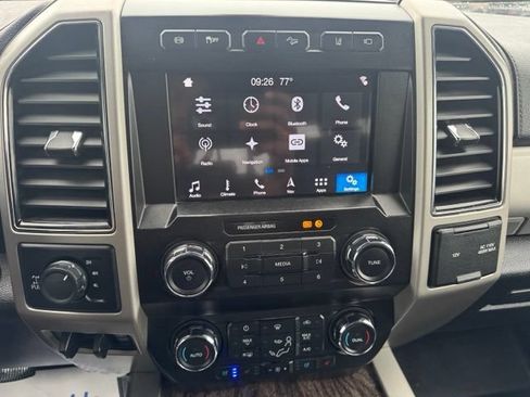 Used 2019 Ford F250 Lariat w/ Lariat Ultimate Package AWD/4WD image 21