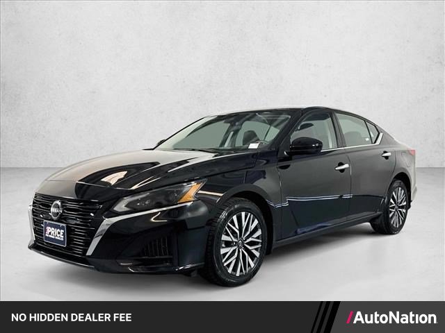 Used 2023 Nissan Altima 2.5 SV AWD/4WD image 1