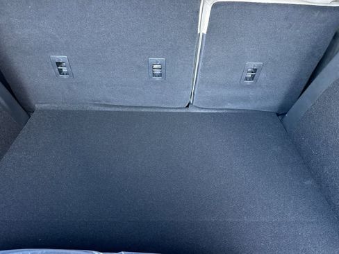 New 2025 Lincoln Corsair Premiere w/ Equipment Group 101A image 16