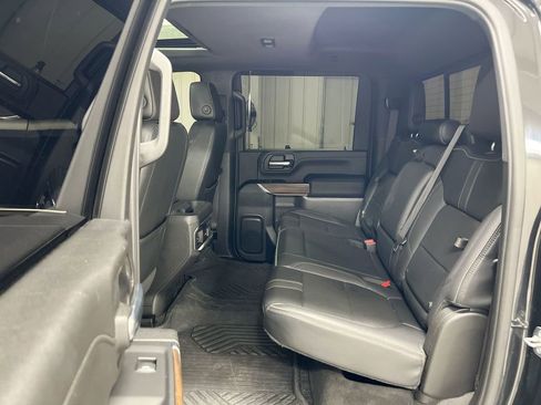 Used 2023 Chevrolet Silverado 2500 High Country image 24