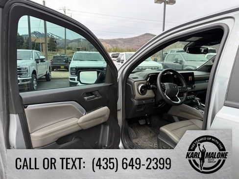 Used 2025 Chevrolet Colorado ZR2 w/ ZR2 Bison Edition AWD/4WD image 13