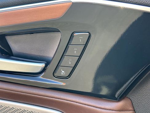 Certified 2023 Acura MDX FWD w/ Technology Package image 32