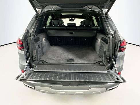 Used 2024 BMW X5 sDrive40i image 31