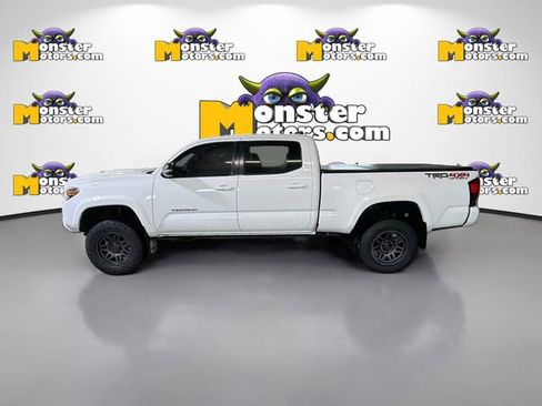 Used 2019 Toyota Tacoma image 7