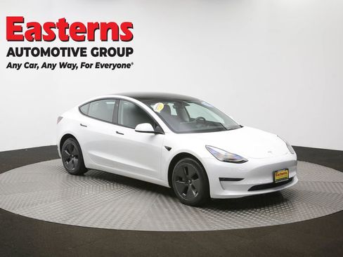 Used 2023 Tesla Model 3 Standard Range RWD image 47
