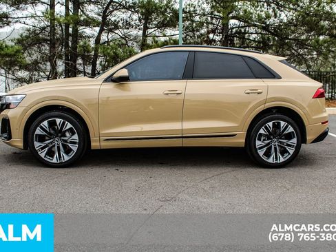 Used 2024 Audi Q8 Premium Plus w/ Premium Plus Package image 7