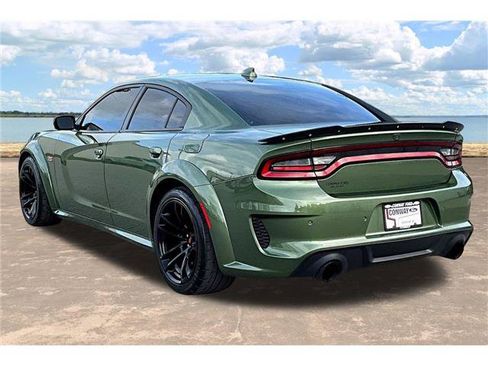 Used 2023 Dodge Charger Scat Pack RWD image 5