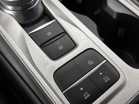Used 2022 Ford Explorer XLT RWD image 21