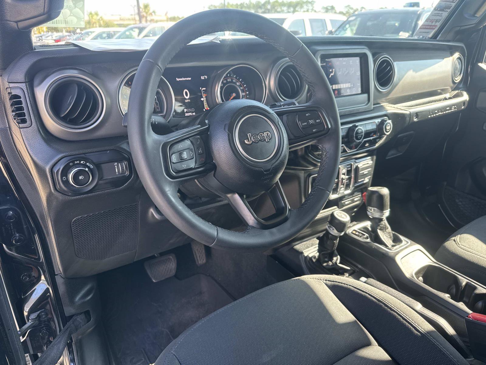 Used 2023 Jeep Wrangler Unlimited Sport AWD/4WD image 16