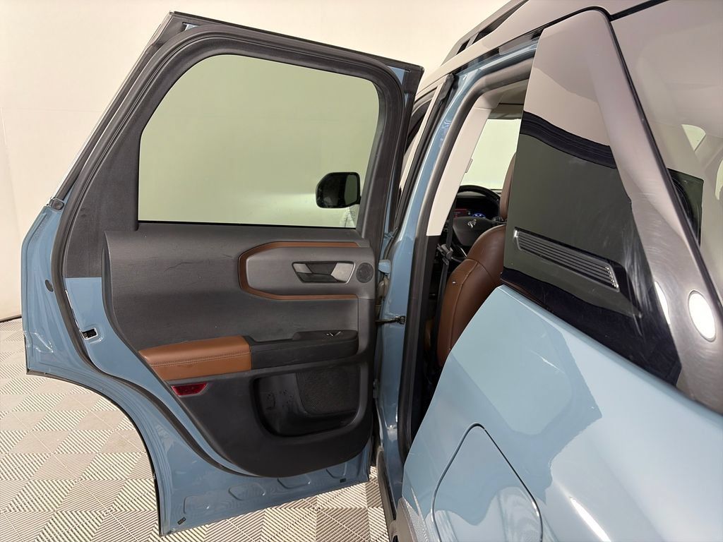 Used 2021 Ford Bronco Sport Badlands w/ Badlands Package AWD/4WD image 12