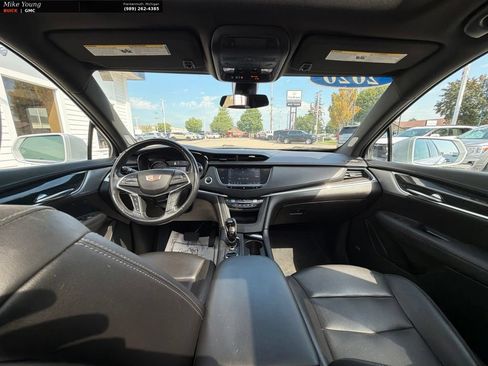 Used 2020 Cadillac XT5 Premium Luxury AWD/4WD image 28