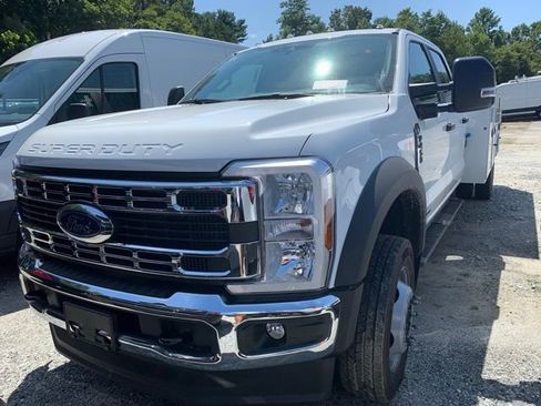 New 2025 Ford F450 XL w/ XL Chrome Package image 11