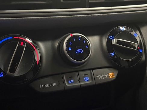 Used 2020 Hyundai Kona SEL image 20