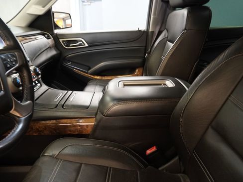 Used 2015 GMC Yukon Denali w/ Touring Package image 8
