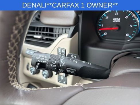 Used 2020 GMC Yukon XL Denali w/ Denali Premium Package image 33