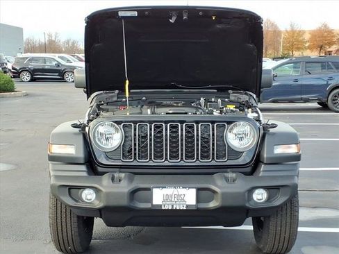 New 2026 Jeep Wrangler Sport AWD/4WD image 23