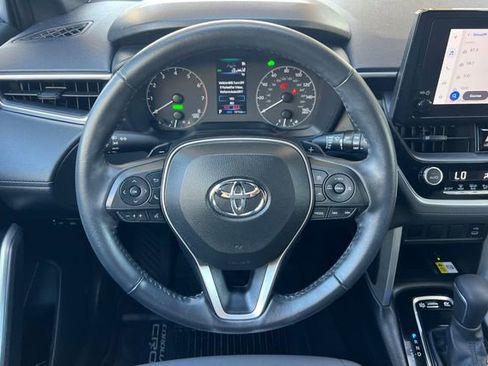 Used 2023 Toyota Corolla Cross SE w/ Moonroof Package image 19