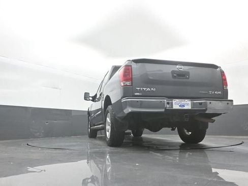 Used 2014 Nissan Titan SV w/ SV Value Truck Package AWD/4WD image 32