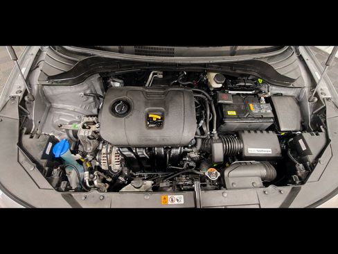 Used 2025 Kia Soul LX w/ LX Technology Package FWD image 39