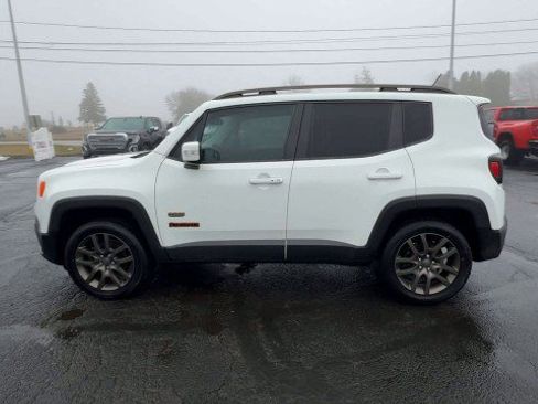 Used 2016 Jeep Renegade 75th Anniversary image 5
