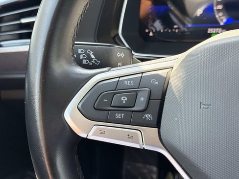 Used 2023 Volkswagen Jetta SE w/ Panoramic Sunroof Package FWD image 20