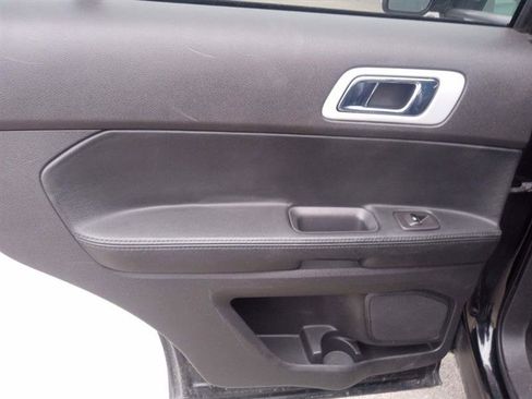 Used 2014 Ford Explorer Limited w/ Equipment Group 301A image 8