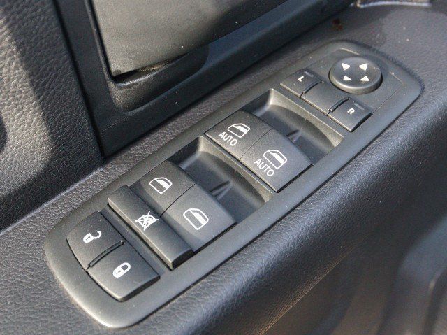 Used 2015 RAM 1500 Express AWD/4WD image 14