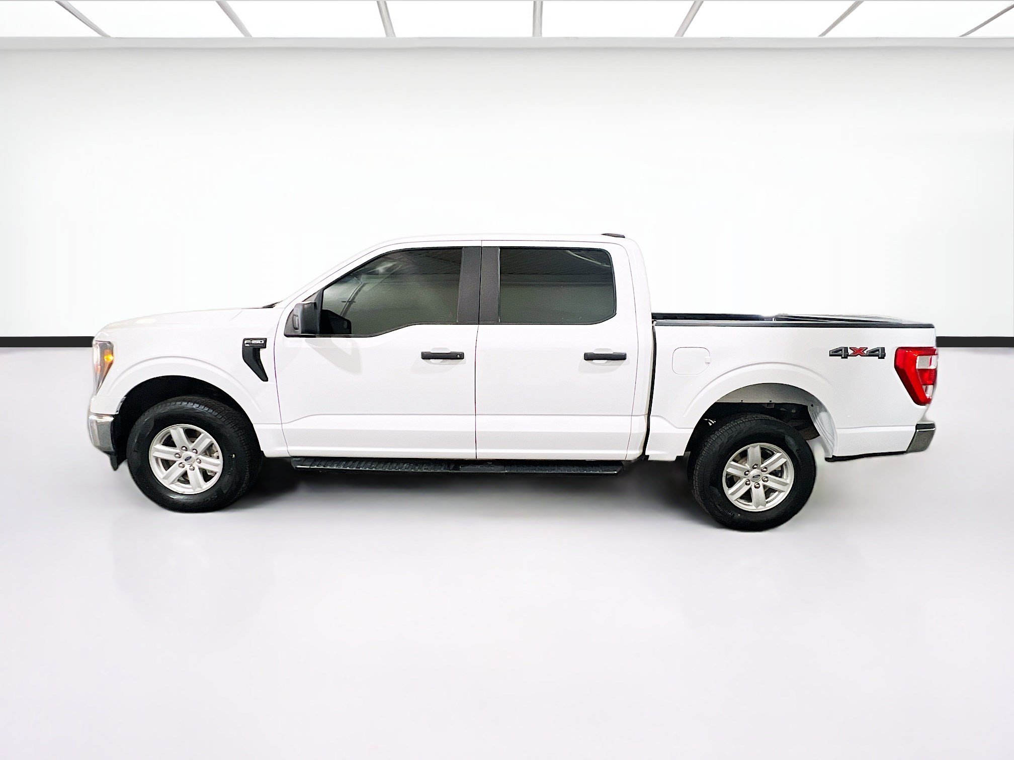 Used 2023 Ford F150 XL w/ XL Chrome Appearance Package AWD/4WD image 21