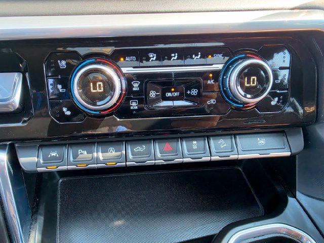Used 2023 GMC Sierra 1500 Denali Ultimate AWD/4WD image 22