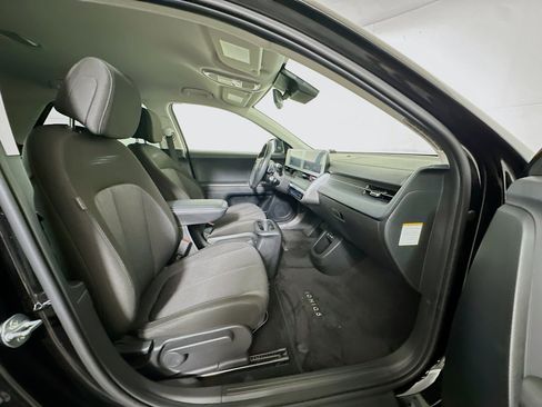 Used 2024 Hyundai Ioniq 5 SEL RWD image 31