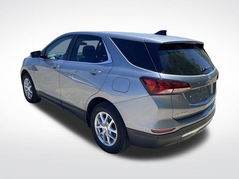 Used 2024 Chevrolet Equinox LT w/ LPO, Floor Liner Package FWD image 5