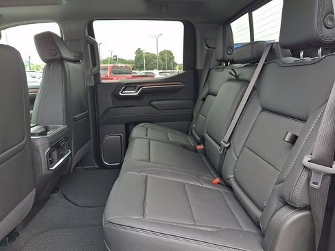 New 2026 GMC Sierra 1500 Denali w/ Denali Reserve Package AWD/4WD image 5