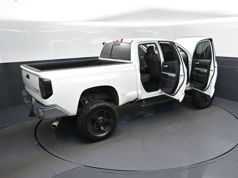 Used 2016 Toyota Tundra SR5 w/ SR5 Upgrade Package AWD/4WD image 49