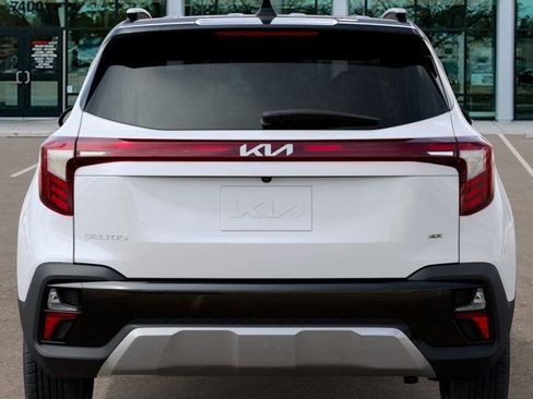 New 2026 Kia Seltos S image 13
