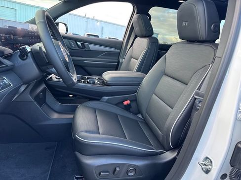 New 2026 Buick Enclave Sport Touring FWD image 18