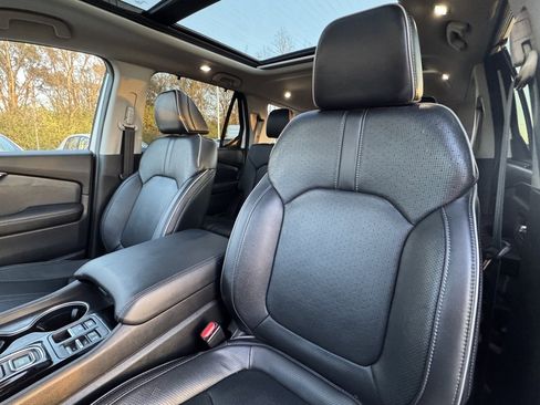 Used 2023 Honda Pilot Elite image 20