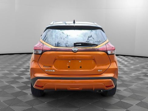 Used 2023 Nissan Kicks SV FWD image 6
