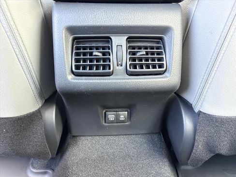Used 2026 Toyota Camry SE FWD image 10