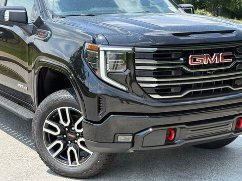 New 2026 GMC Sierra 1500 AT4 w/ AT4 Premium Package AWD/4WD image 6