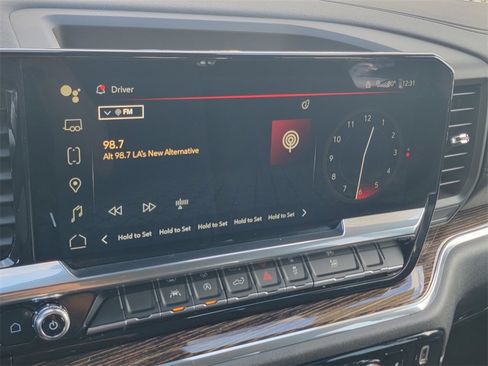 Used 2024 GMC Sierra 1500 SLE image 24