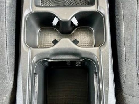 Used 2018 Honda CR-V LX image 16