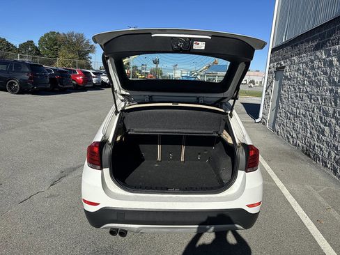 Used 2013 BMW X1 xDrive28i image 9