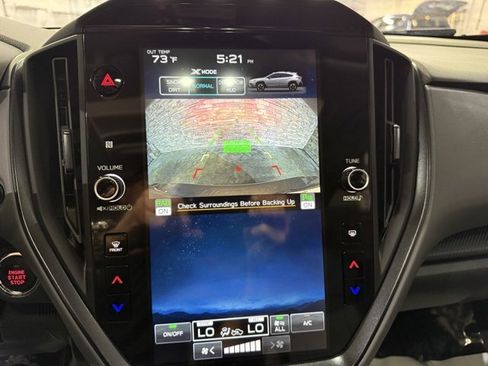 Used 2024 Subaru Crosstrek 2.5i Limited w/ Crosstrek Mirror Package image 9
